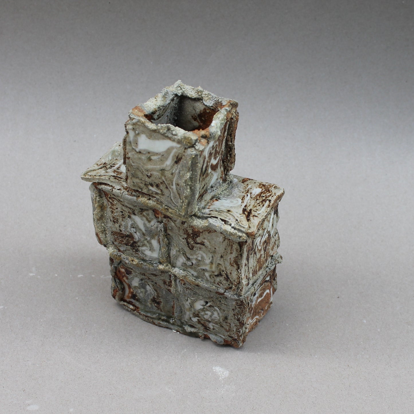 Chunk Cross Vase