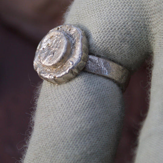 Mother's pound cake ring
